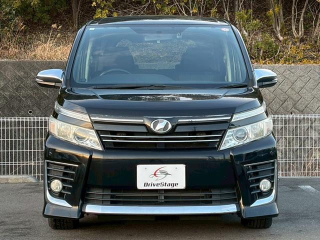 ヴォクシー ＺＳ　煌　禁煙　両側パワースライドドア　後席フリップダウンモニター　純正９インチナビ　バックカメラ　フルセグ　純正１６インチＡＷ　スマートキー　ＬＥＤヘッドライト　ドラレコ　ＥＴＣ　Ｂｌｕｅｔｏｏｔｈ　７人乗り（24枚目）