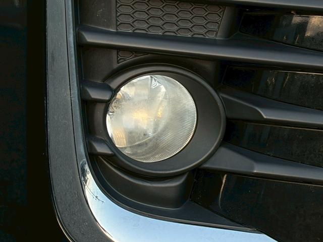 ヴォクシー ＺＳ　煌　禁煙　両側パワースライドドア　後席フリップダウンモニター　純正９インチナビ　バックカメラ　フルセグ　純正１６インチＡＷ　スマートキー　ＬＥＤヘッドライト　ドラレコ　ＥＴＣ　Ｂｌｕｅｔｏｏｔｈ　７人乗り（41枚目）