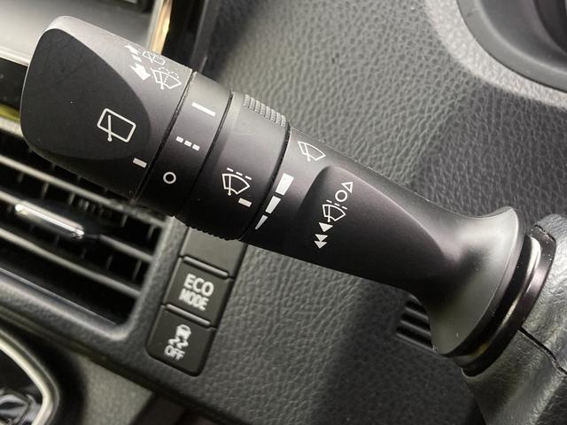 ノア Ｘ　禁煙　純正ナビ　トヨタセーフティセンス　パワースライド　クルーズコントロール　衝突軽減ブレーキ　レーンキープ　オートハイビーム　ＬＥＤヘッドライト　前後クリソナ　ＵＳＢポート　キーレス　車検整備付（16枚目）