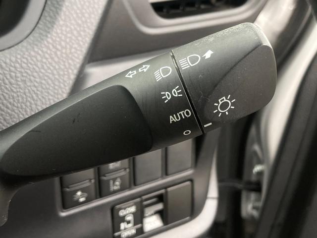 ノア Ｘ　禁煙　純正ナビ　トヨタセーフティセンス　パワースライド　クルーズコントロール　衝突軽減ブレーキ　レーンキープ　オートハイビーム　ＬＥＤヘッドライト　前後クリソナ　ＵＳＢポート　キーレス　車検整備付（17枚目）