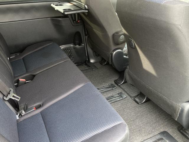 ノア Ｘ　禁煙　純正ナビ　トヨタセーフティセンス　パワースライド　クルーズコントロール　衝突軽減ブレーキ　レーンキープ　オートハイビーム　ＬＥＤヘッドライト　前後クリソナ　ＵＳＢポート　キーレス　車検整備付（44枚目）