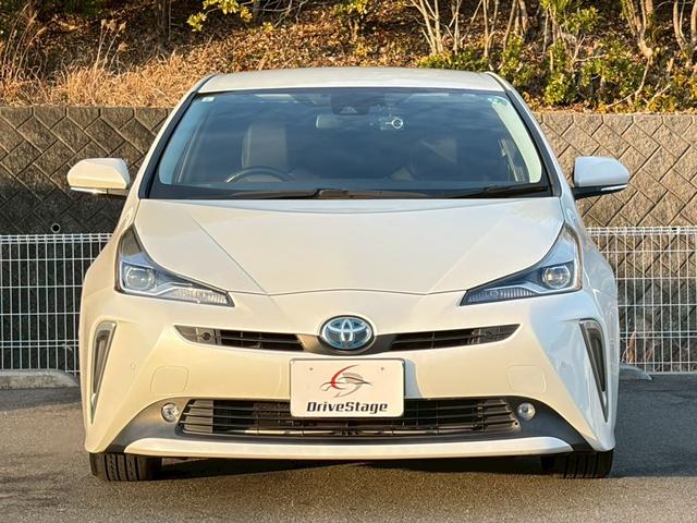 プリウス Aプレミアム ツーリングセレクション 禁煙車 純正9型ナビ バックカメラ 前後ドラレコ 黒革シート 前席シート冷暖 パーキングアシスト レーダークルーズ ヘッドアップディスプレイ LEDヘッドライト ETC 純正17インチAW 車検整備付(24枚目)
