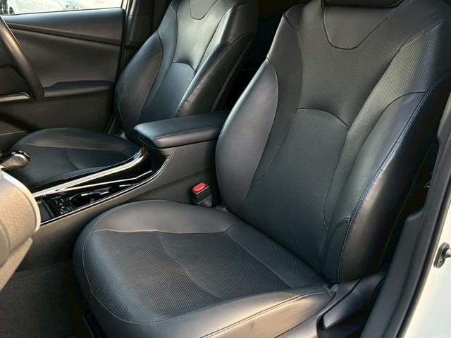 プリウス Aプレミアム ツーリングセレクション 禁煙車 純正9型ナビ バックカメラ 前後ドラレコ 黒革シート 前席シート冷暖 パーキングアシスト レーダークルーズ ヘッドアップディスプレイ LEDヘッドライト ETC 純正17インチAW 車検整備付(38枚目)