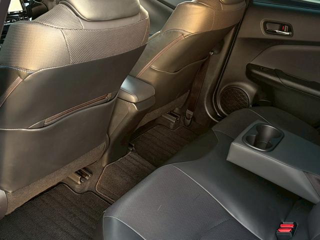 プリウス Aプレミアム ツーリングセレクション 禁煙車 純正9型ナビ バックカメラ 前後ドラレコ 黒革シート 前席シート冷暖 パーキングアシスト レーダークルーズ ヘッドアップディスプレイ LEDヘッドライト ETC 純正17インチAW 車検整備付(39枚目)