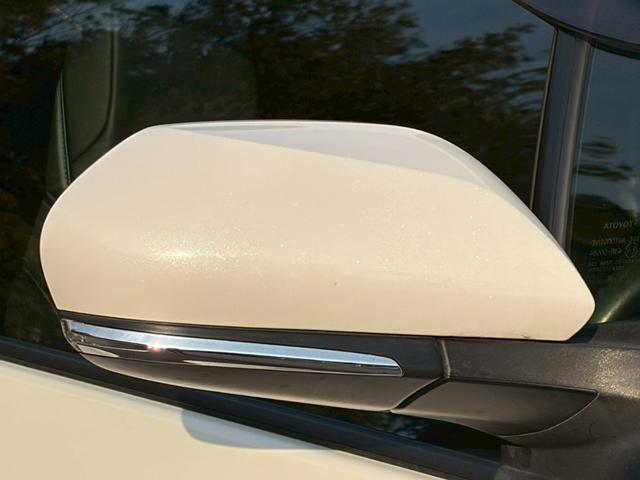 プリウス Aプレミアム ツーリングセレクション 禁煙車 純正9型ナビ バックカメラ 前後ドラレコ 黒革シート 前席シート冷暖 パーキングアシスト レーダークルーズ ヘッドアップディスプレイ LEDヘッドライト ETC 純正17インチAW 車検整備付(44枚目)