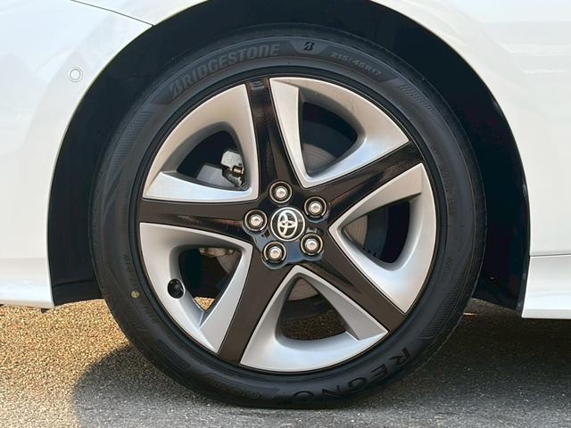 プリウス Aプレミアム ツーリングセレクション 禁煙車 純正9型ナビ バックカメラ 前後ドラレコ 黒革シート 前席シート冷暖 パーキングアシスト レーダークルーズ ヘッドアップディスプレイ LEDヘッドライト ETC 純正17インチAW 車検整備付(46枚目)