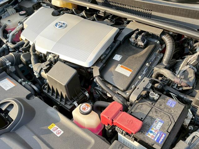 プリウス Aプレミアム ツーリングセレクション 禁煙車 純正9型ナビ バックカメラ 前後ドラレコ 黒革シート 前席シート冷暖 パーキングアシスト レーダークルーズ ヘッドアップディスプレイ LEDヘッドライト ETC 純正17インチAW 車検整備付(51枚目)