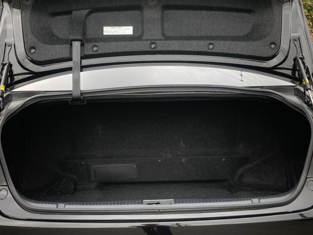 クラウンハイブリッド アスリートＳ　禁煙　黒革　純正ナビ　３６０度カメラ　純正１７インチＡＷ　シート冷暖　パワーシート　レーダークルーズ　フルセグ　ＥＴＣ　衝突軽減　レーンキープ　クリアランスソナー　Ｂｌｕｅｔｏｏｔｈ接続　スマートキー（11枚目）