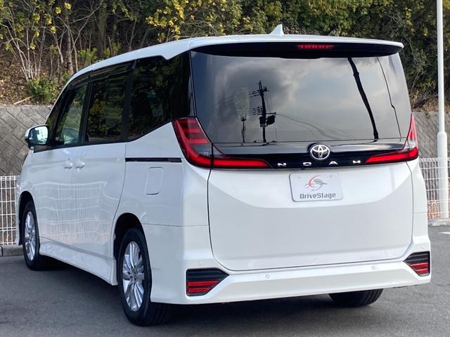 ノア S-G 禁煙 トヨタセーフティセンス 純正ディスプレイ カープレイ バックモニター パワスラ レーダークルーズ LEDヘッドライト ブレーキホールド スマートキー 純正16AW 前後クリソナ ETC 7人乗り(9枚目)