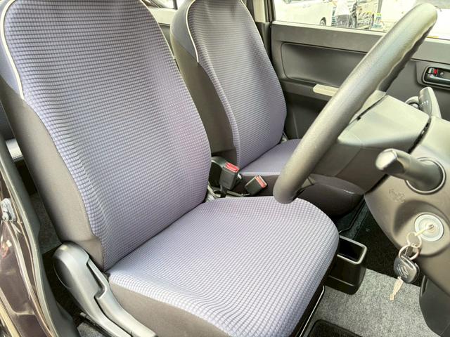 アルト Ｆ　期間販売！　ユーザー買取　禁煙車　前後ドラレコ　デジタルインナーミラー　ＬＥＤヘッドライト　キーレスエントリー　ＣＤ再生可　ドアバイザー　エアコン　パワステ　横滑り防止装置　盗難防止装置　点検整備付（14枚目）