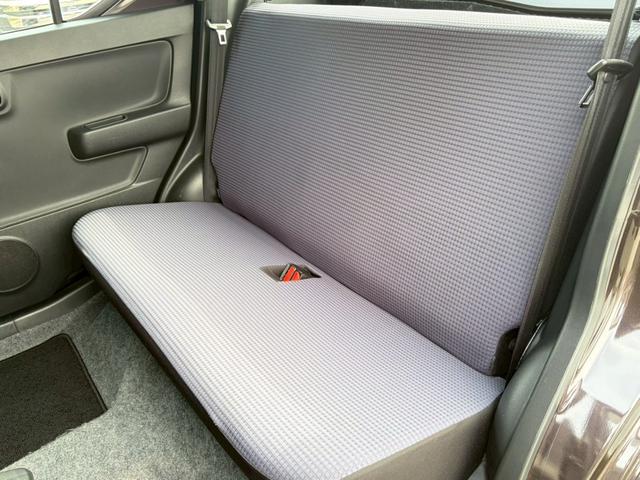 アルト Ｆ　期間販売！　ユーザー買取　禁煙車　前後ドラレコ　デジタルインナーミラー　ＬＥＤヘッドライト　キーレスエントリー　ＣＤ再生可　ドアバイザー　エアコン　パワステ　横滑り防止装置　盗難防止装置　点検整備付（15枚目）