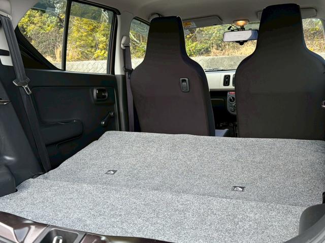 アルト Ｆ　期間販売！　ユーザー買取　禁煙車　前後ドラレコ　デジタルインナーミラー　ＬＥＤヘッドライト　キーレスエントリー　ＣＤ再生可　ドアバイザー　エアコン　パワステ　横滑り防止装置　盗難防止装置　点検整備付（16枚目）