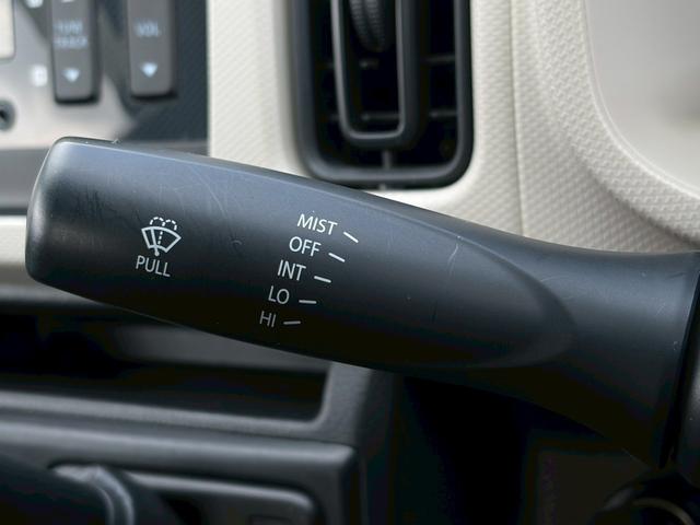 アルト Ｆ　期間販売！　ユーザー買取　禁煙車　前後ドラレコ　デジタルインナーミラー　ＬＥＤヘッドライト　キーレスエントリー　ＣＤ再生可　ドアバイザー　エアコン　パワステ　横滑り防止装置　盗難防止装置　点検整備付（20枚目）