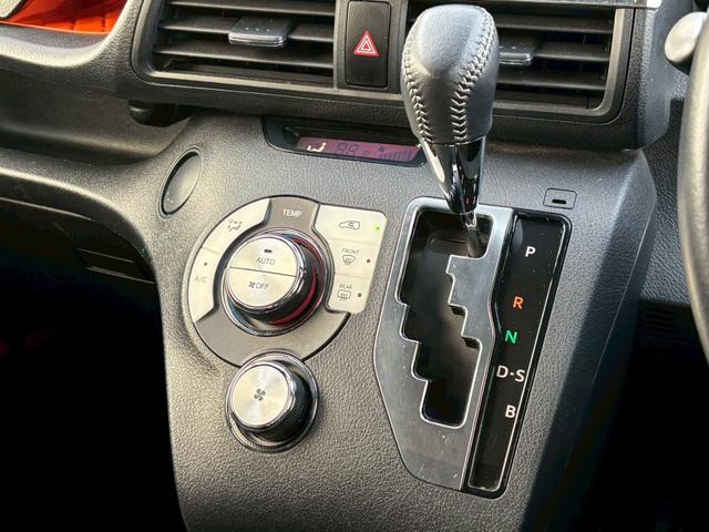 シエンタ Ｇ　禁煙　ユーザー買取　純正ナビ　後席モニター　バックカメラ　両側電動スライドドア　トヨタセーフティ　衝突軽減ブレーキ　フルセグＴＶ　スマートキー　レーンキープ　ＥＴＣ　法定整備点検付　保証１年（16枚目）