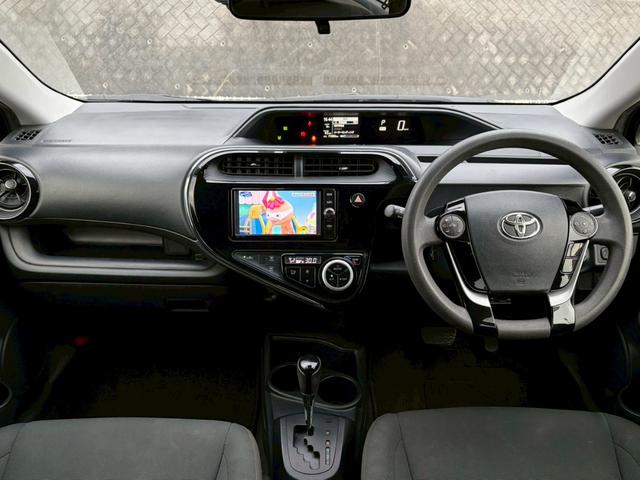 アクア Sスタイルブラック 禁煙車 純正ナビ バックカメラ ドラレコ LEDヘッドライト 純正15AW インテリキー 衝突軽減ブレーキ レーンキープ ETC フルセグ Bluetooth オートハイビーム 点検整備付 保証1年(6枚目)