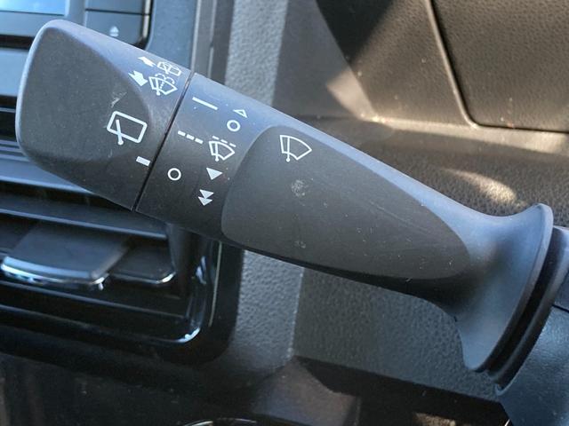 タント カスタムＲＳ　ターボ　禁煙車　両側パワースライド　純正ナビ　全周囲モニター　ハーフレザーシート　シートヒーター　ＬＥＤヘッドライト　衝突軽減ブレーキ　レーンキープ　前後クリソナ　純正１５インチＡＷ　車検整備付（20枚目）