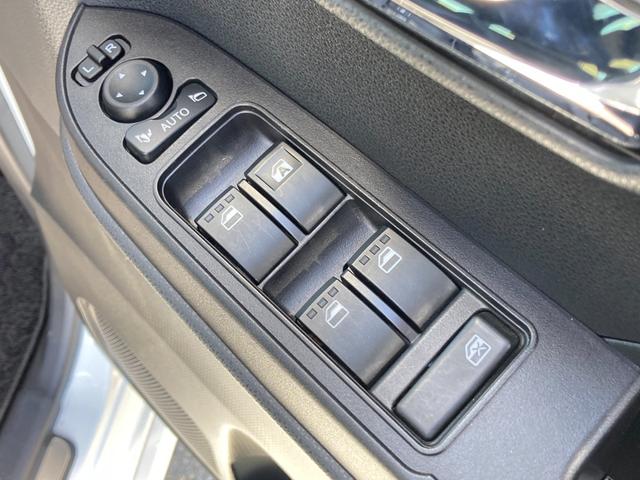 タント カスタムＲＳ　ターボ　禁煙車　両側パワースライド　純正ナビ　全周囲モニター　ハーフレザーシート　シートヒーター　ＬＥＤヘッドライト　衝突軽減ブレーキ　レーンキープ　前後クリソナ　純正１５インチＡＷ　車検整備付（23枚目）