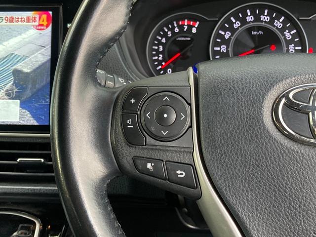 ノア Si ダブルバイビーII 禁煙 純正10インチナビ 後席フリップダウンモニター ハーフレザー 両側電動スライドドア 社外17インチAW 衝突軽減 クルーズコントロール バックカメラ スマートキー ETC 7人乗り 車検整備付(18枚目)