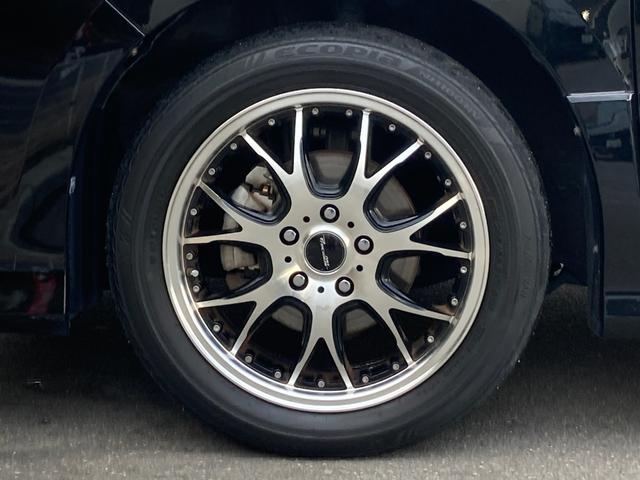 ノア Si ダブルバイビーII 禁煙 純正10インチナビ 後席フリップダウンモニター ハーフレザー 両側電動スライドドア 社外17インチAW 衝突軽減 クルーズコントロール バックカメラ スマートキー ETC 7人乗り 車検整備付(35枚目)