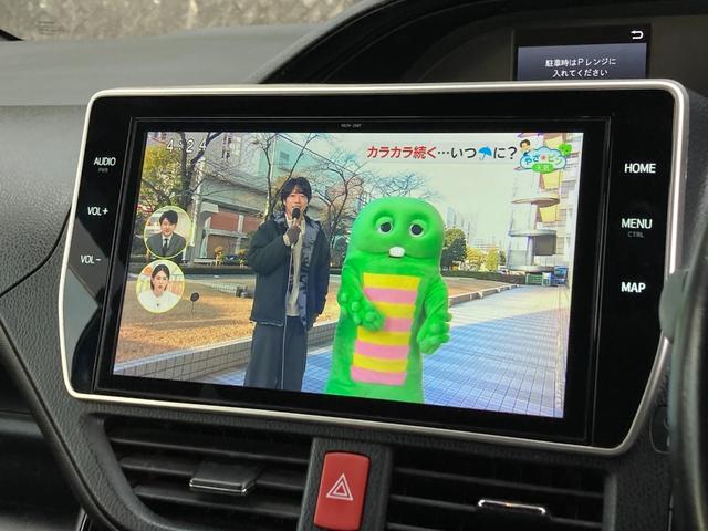 ノア Si ダブルバイビーII 禁煙 純正10インチナビ 後席フリップダウンモニター ハーフレザー 両側電動スライドドア 社外17インチAW 衝突軽減 クルーズコントロール バックカメラ スマートキー ETC 7人乗り 車検整備付(39枚目)