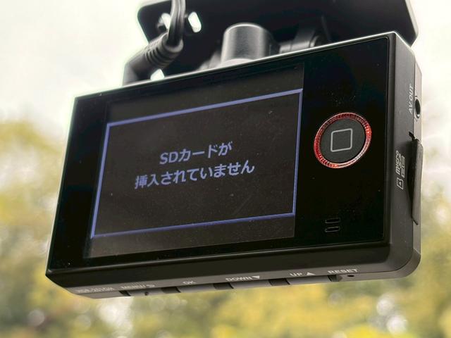 アルトターボＲＳ ベースグレード　禁煙車　社外ナビ　バックカメラ　ドラレコ　ＥＴＣ　シートヒーター　衝突軽減ブレーキ　純正１５インチアルミ　インテリキー　フルセグ　ＨＩＤヘッドライト　パドルシフト　Ｂｌｕｅｔｏｏｔｈ接続可　車検整備付（13枚目）