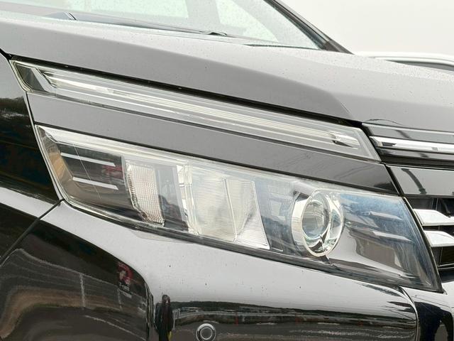 ヴォクシー ZS 禁煙車 社外マフラー モデリスタエアロ 純正9型ナビ フリップダウン 両側パワースライドドア バックカメラ フルセグ ドラレコ 前後クリソナ LED 純正16AW スマートキー 7人乗り 車検整備付(43枚目)