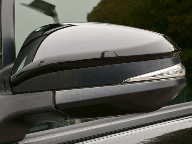 ヴォクシー ZS 禁煙車 社外マフラー モデリスタエアロ 純正9型ナビ フリップダウン 両側パワースライドドア バックカメラ フルセグ ドラレコ 前後クリソナ LED 純正16AW スマートキー 7人乗り 車検整備付(48枚目)