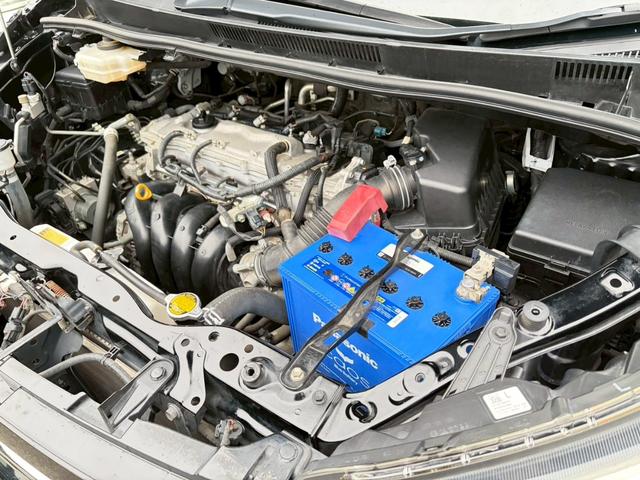 ヴォクシー ZS 禁煙車 社外マフラー モデリスタエアロ 純正9型ナビ フリップダウン 両側パワースライドドア バックカメラ フルセグ ドラレコ 前後クリソナ LED 純正16AW スマートキー 7人乗り 車検整備付(54枚目)