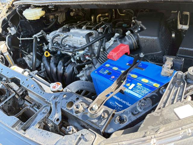 ヴォクシー ＺＳ　禁煙　社外ナビ　フルセグＴＶ　フリップダウンモニター　バックカメラ　両側パワースライド　ＤＶＤ再生　前後ドラレコ　社外１７インチＡＷ　衝突軽減ブレーキ　ＬＥＤ　ＥＴＣ　クルーズコントロール　ＵＳＢ接続（57枚目）