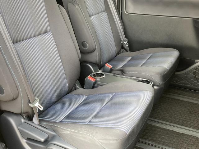 ノア Ｓｉ　禁煙　純正９インチナビ　両側パワースライドドア　純正１６インチアルミ　バックカメラ　フルセグＴＶ　ＣＤ／ＤＶＤ再生可　Ｂｌｕｅｔｏｏｔｈ接続　ＥＴＣ　前後ドラレコ　ＬＥＤヘッドライト　スマートキー（12枚目）