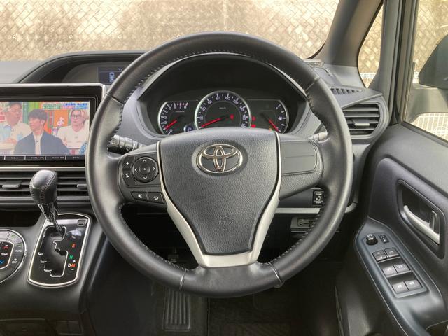 ノア Ｓｉ　禁煙　純正９インチナビ　両側パワースライドドア　純正１６インチアルミ　バックカメラ　フルセグＴＶ　ＣＤ／ＤＶＤ再生可　Ｂｌｕｅｔｏｏｔｈ接続　ＥＴＣ　前後ドラレコ　ＬＥＤヘッドライト　スマートキー（15枚目）