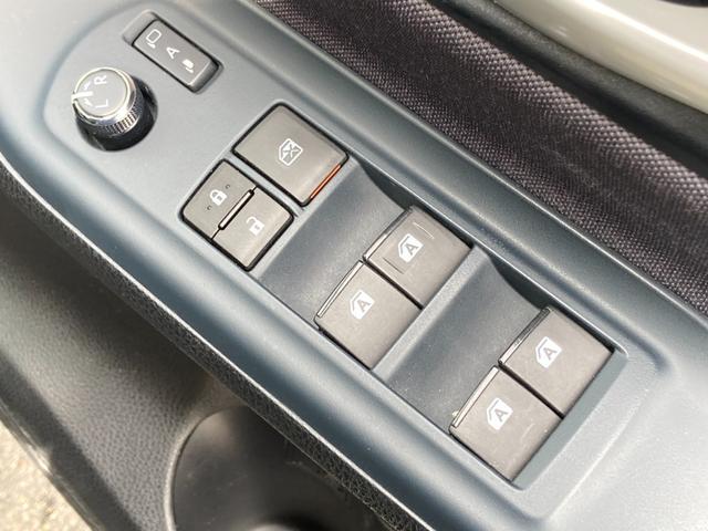 ノア Ｓｉ　禁煙　純正９インチナビ　両側パワースライドドア　純正１６インチアルミ　バックカメラ　フルセグＴＶ　ＣＤ／ＤＶＤ再生可　Ｂｌｕｅｔｏｏｔｈ接続　ＥＴＣ　前後ドラレコ　ＬＥＤヘッドライト　スマートキー（19枚目）