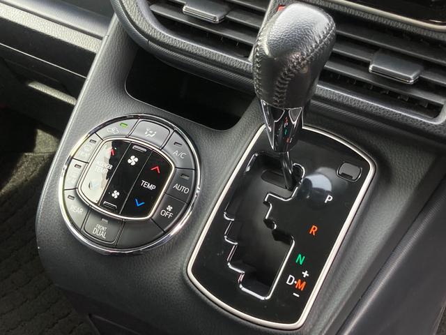 ノア Ｓｉ　禁煙　純正９インチナビ　両側パワースライドドア　純正１６インチアルミ　バックカメラ　フルセグＴＶ　ＣＤ／ＤＶＤ再生可　Ｂｌｕｅｔｏｏｔｈ接続　ＥＴＣ　前後ドラレコ　ＬＥＤヘッドライト　スマートキー（20枚目）