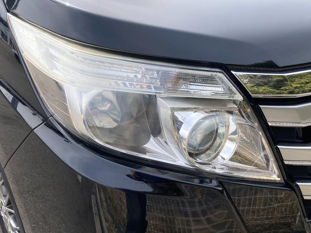 ノア Ｓｉ　禁煙　純正９インチナビ　両側パワースライドドア　純正１６インチアルミ　バックカメラ　フルセグＴＶ　ＣＤ／ＤＶＤ再生可　Ｂｌｕｅｔｏｏｔｈ接続　ＥＴＣ　前後ドラレコ　ＬＥＤヘッドライト　スマートキー（25枚目）