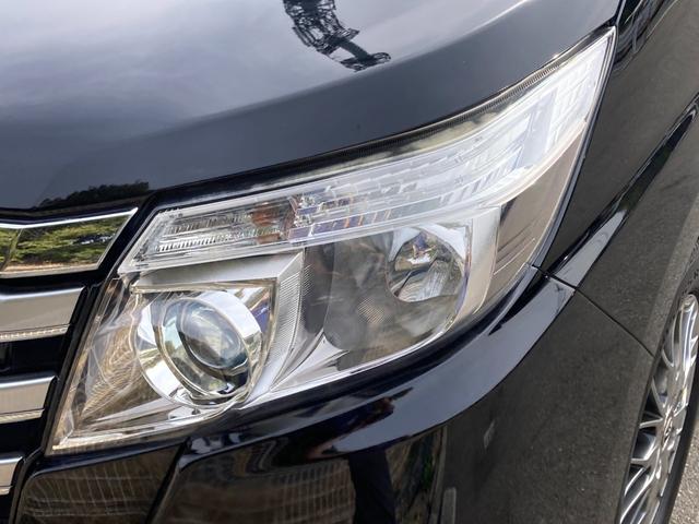 ノア Ｓｉ　禁煙　純正９インチナビ　両側パワースライドドア　純正１６インチアルミ　バックカメラ　フルセグＴＶ　ＣＤ／ＤＶＤ再生可　Ｂｌｕｅｔｏｏｔｈ接続　ＥＴＣ　前後ドラレコ　ＬＥＤヘッドライト　スマートキー（26枚目）