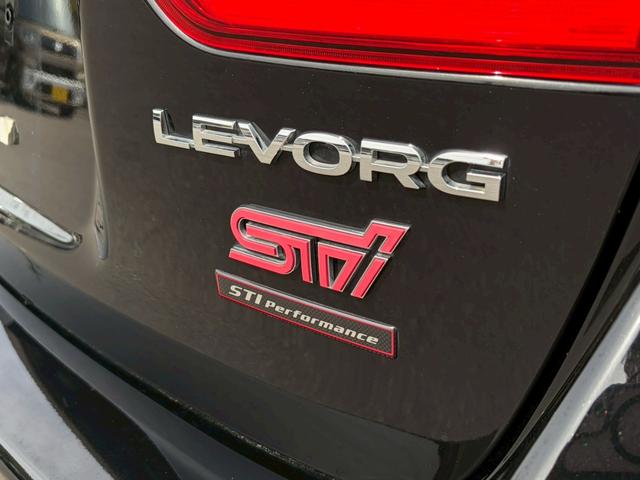 レヴォーグ ２．０ＳＴＩスポーツアイサイト　ワンオーナー　禁煙　純正ナビ　デジタルインナーミラー　Ｓｏｎｉｃ　Ｄｅｓｉｇｎスピーカー　レザーシート　パワーシート　ＳＴＩマフラー　ＳＴＩタワーバー　ＡＣＣ　フルセグ　ＥＴＣ　ドラレコ　ＢＳＭ（5枚目）