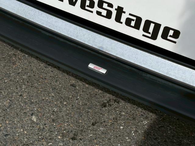 レヴォーグ ２．０ＳＴＩスポーツアイサイト　ワンオーナー　禁煙　純正ナビ　デジタルインナーミラー　Ｓｏｎｉｃ　Ｄｅｓｉｇｎスピーカー　レザーシート　パワーシート　ＳＴＩマフラー　ＳＴＩタワーバー　ＡＣＣ　フルセグ　ＥＴＣ　ドラレコ　ＢＳＭ（9枚目）