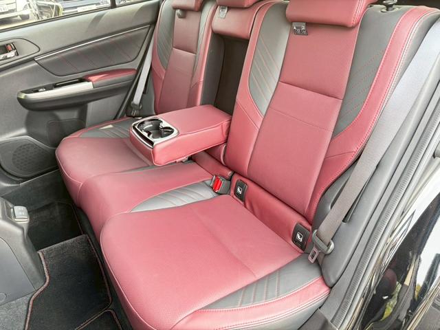 レヴォーグ ２．０ＳＴＩスポーツアイサイト　ワンオーナー　禁煙　純正ナビ　デジタルインナーミラー　Ｓｏｎｉｃ　Ｄｅｓｉｇｎスピーカー　レザーシート　パワーシート　ＳＴＩマフラー　ＳＴＩタワーバー　ＡＣＣ　フルセグ　ＥＴＣ　ドラレコ　ＢＳＭ（20枚目）