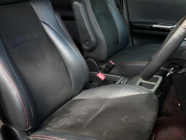 ヴェルファイア ２．４Ｚ　ゴールデンアイズ　禁煙　全周囲カメラ　後席フリップダウンモニター　社外マフラー　黒ハーフレザー　両側パワースライドドア　純正ナビ　フルセグ　純正１８インチアルミ　前後クリソナ　ＥＴＣ　ＵＳＢポート　エアロ　車検整備付（14枚目）