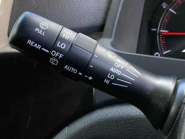 ヴェルファイア ２．４Ｚ　ゴールデンアイズ　禁煙　全周囲カメラ　後席フリップダウンモニター　社外マフラー　黒ハーフレザー　両側パワースライドドア　純正ナビ　フルセグ　純正１８インチアルミ　前後クリソナ　ＥＴＣ　ＵＳＢポート　エアロ　車検整備付（23枚目）