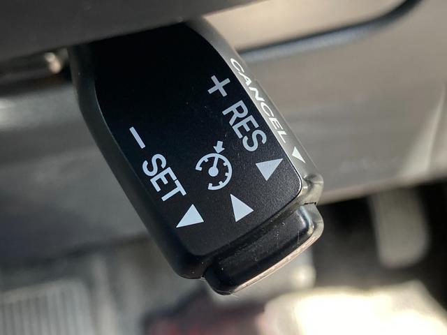 ヴェルファイア ２．４Ｚ　ゴールデンアイズ　禁煙　全周囲カメラ　後席フリップダウンモニター　社外マフラー　黒ハーフレザー　両側パワースライドドア　純正ナビ　フルセグ　純正１８インチアルミ　前後クリソナ　ＥＴＣ　ＵＳＢポート　エアロ　車検整備付（25枚目）