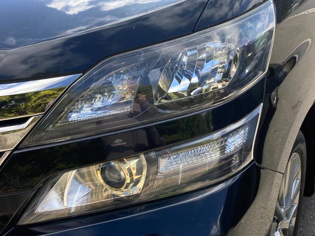 ヴェルファイア ２．４Ｚ　ゴールデンアイズ　禁煙　全周囲カメラ　後席フリップダウンモニター　社外マフラー　黒ハーフレザー　両側パワースライドドア　純正ナビ　フルセグ　純正１８インチアルミ　前後クリソナ　ＥＴＣ　ＵＳＢポート　エアロ　車検整備付（37枚目）