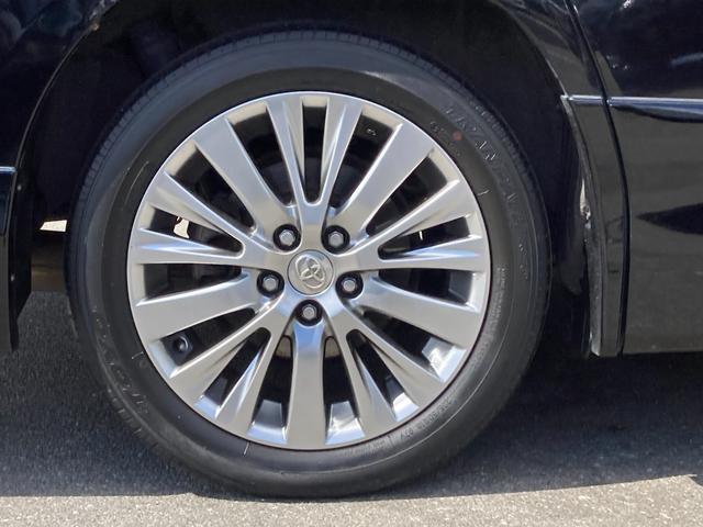 ヴェルファイア ２．４Ｚ　ゴールデンアイズ　禁煙　全周囲カメラ　後席フリップダウンモニター　社外マフラー　黒ハーフレザー　両側パワースライドドア　純正ナビ　フルセグ　純正１８インチアルミ　前後クリソナ　ＥＴＣ　ＵＳＢポート　エアロ　車検整備付（41枚目）