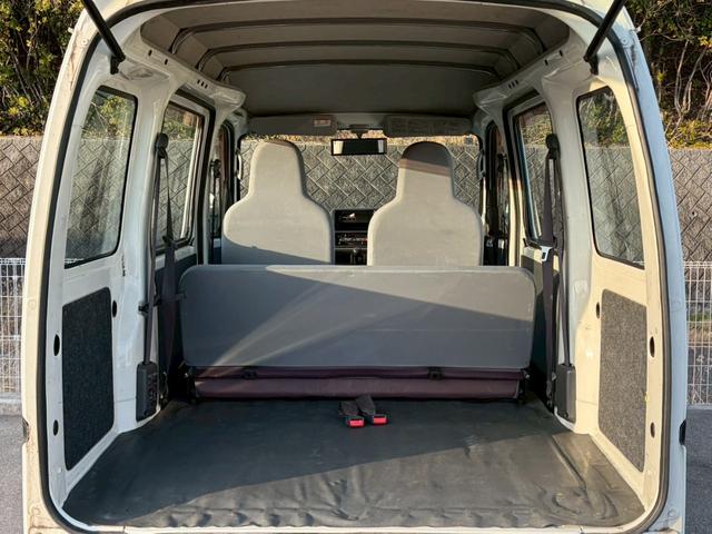 ピクシスバン スペシャル　５速ＭＴ　ユーザー買取　禁煙車　両側スライドドア　エアコン　運転席・助手席エアバック　純正オーディオ　パワーステアリング　ヘッドライトレベライザー　車検整備付（28枚目）