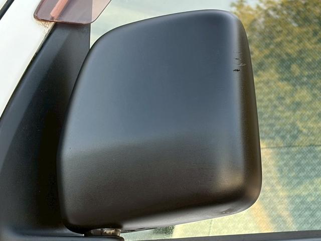 ピクシスバン スペシャル　５速ＭＴ　ユーザー買取　禁煙車　両側スライドドア　エアコン　運転席・助手席エアバック　純正オーディオ　パワーステアリング　ヘッドライトレベライザー　車検整備付（32枚目）