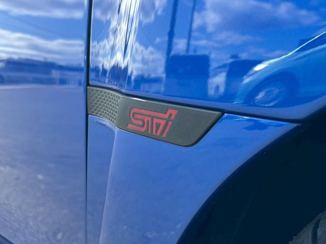 ＷＲＸ ＳＴＩ ＳＴＩ　禁煙　６ＭＴ　ユーザー買取　Ｔベルト交換済み　ＳＴＩフルエアロ　ＳＴＩマフラー　社外ナビ　バックカメラ　ＥＮＫＥＩ１８インチＡＷ　追加ブーストメーター　ブレンボキャリパー　レーダー探知機　法定点検整備（32枚目）