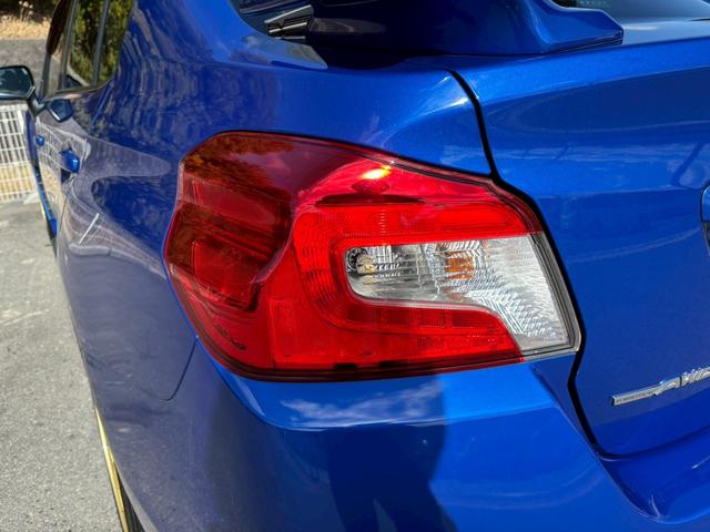 ＷＲＸ ＳＴＩ ＳＴＩ　禁煙　６ＭＴ　ユーザー買取　Ｔベルト交換済み　ＳＴＩフルエアロ　ＳＴＩマフラー　社外ナビ　バックカメラ　ＥＮＫＥＩ１８インチＡＷ　追加ブーストメーター　ブレンボキャリパー　レーダー探知機　法定点検整備（42枚目）
