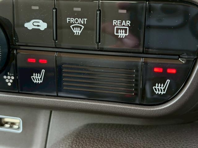 Ｎ－ＷＧＮ Ｌ　禁煙車　純正ナビ　バックカメラ　レーダークルーズコントロール　シートヒーター　衝突軽減　ＣＤ再生可　インテリキー　ＥＴＣ　ＵＳＢポート　Ｂｌｕｅｔｏｏｔｈ接続　ＬＥＤヘッドライト　オートハイビーム（13枚目）