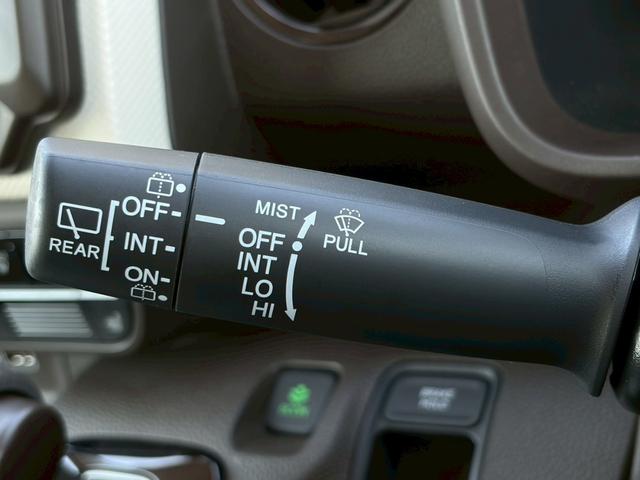 Ｎ－ＷＧＮ Ｌ　禁煙車　純正ナビ　バックカメラ　レーダークルーズコントロール　シートヒーター　衝突軽減　ＣＤ再生可　インテリキー　ＥＴＣ　ＵＳＢポート　Ｂｌｕｅｔｏｏｔｈ接続　ＬＥＤヘッドライト　オートハイビーム（29枚目）