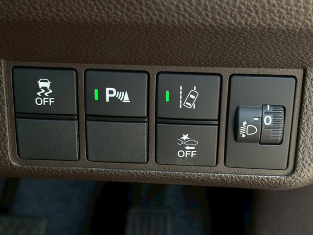 Ｎ－ＷＧＮ Ｌ　禁煙車　純正ナビ　バックカメラ　レーダークルーズコントロール　シートヒーター　衝突軽減　ＣＤ再生可　インテリキー　ＥＴＣ　ＵＳＢポート　Ｂｌｕｅｔｏｏｔｈ接続　ＬＥＤヘッドライト　オートハイビーム（31枚目）